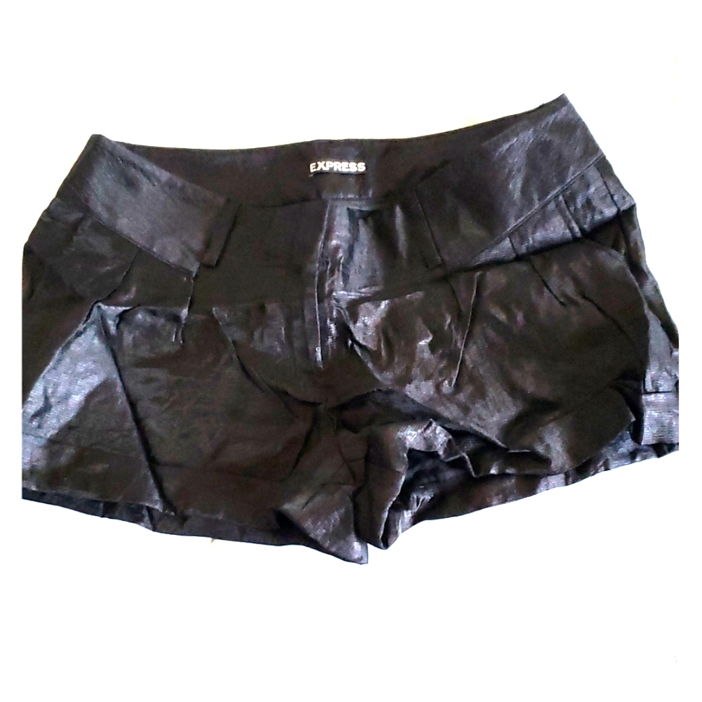 Women's Express Black Satiny Cuffed Shorts Sz 6